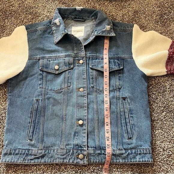 Anthropologie Avec Les Filles Sweater-Sleeved Denim
Trucker Jacket NEW Medium - Picture 15 of 15